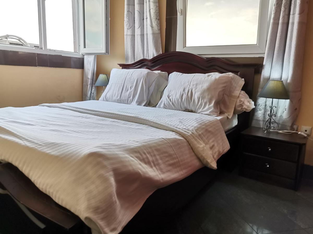 Residence Hoteliere Mb-202 C Duala Zewnętrze zdjęcie