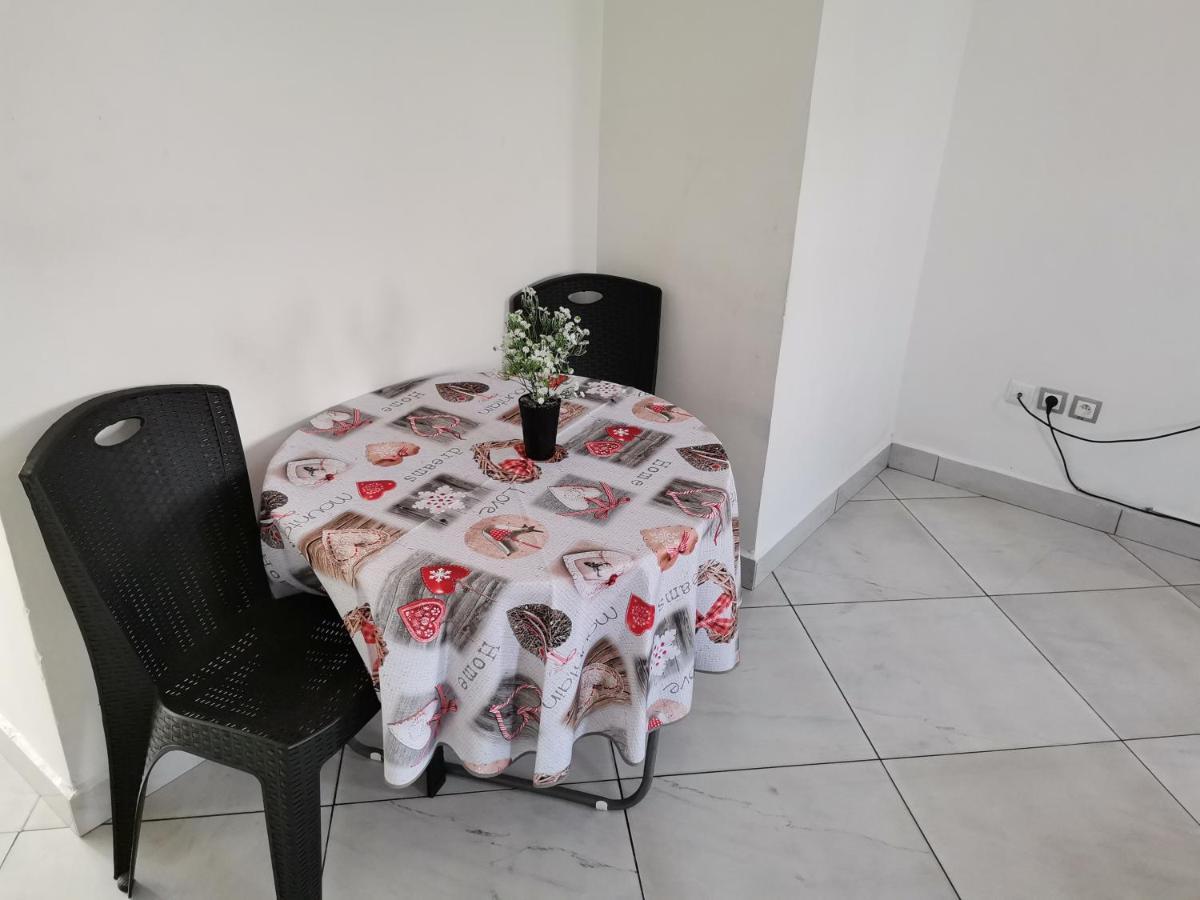 Residence Hoteliere Mb-202 C Duala Zewnętrze zdjęcie