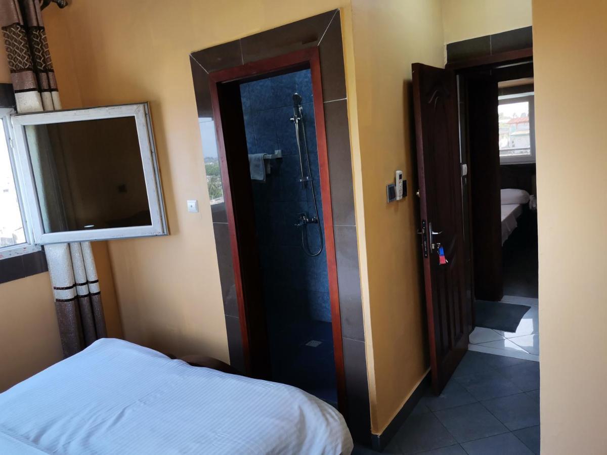 Residence Hoteliere Mb-202 C Duala Zewnętrze zdjęcie